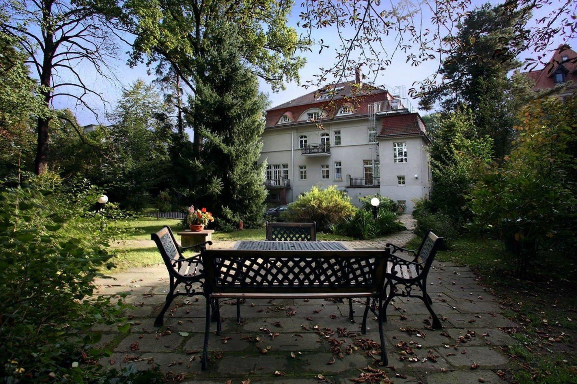 Aparthotel Villa Freisleben دريسدن المظهر الخارجي الصورة